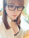 甜美妖娆眼镜少妇文静
