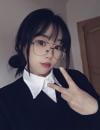 眼镜妹萌萌